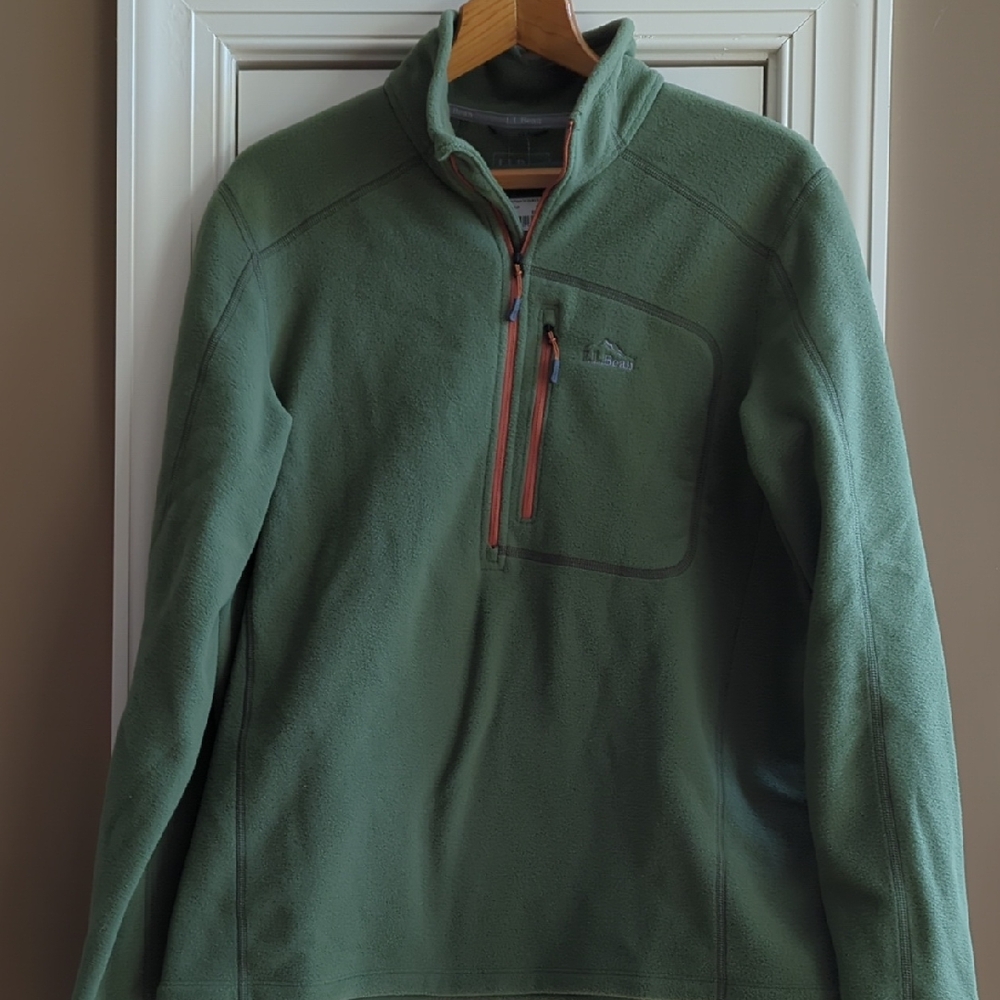 L.L. Bean Men's Sage Green Fleece Pullover